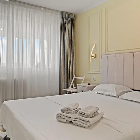 Apartment De Lux Moghioros Park