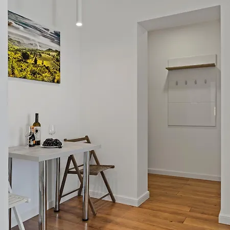 De Lux Moghioros Park * Bucarest