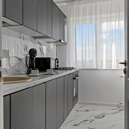 De Lux Moghioros Park Bukarest