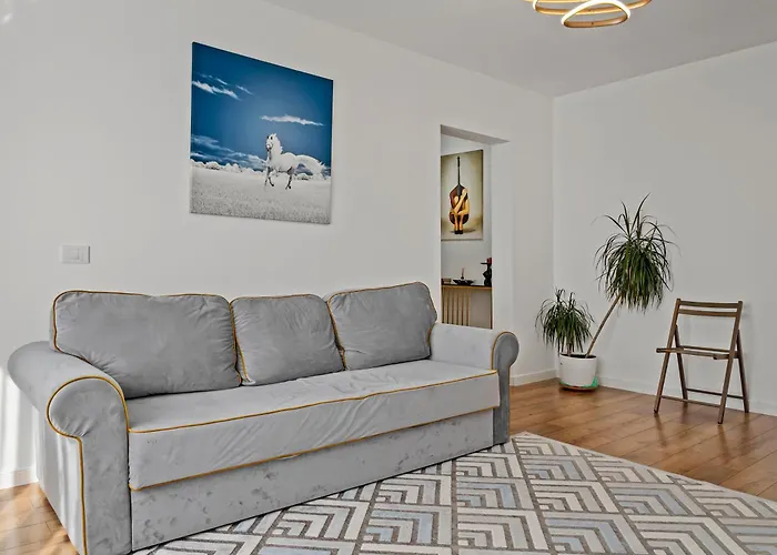 Apartment De Lux Moghioros Park *
