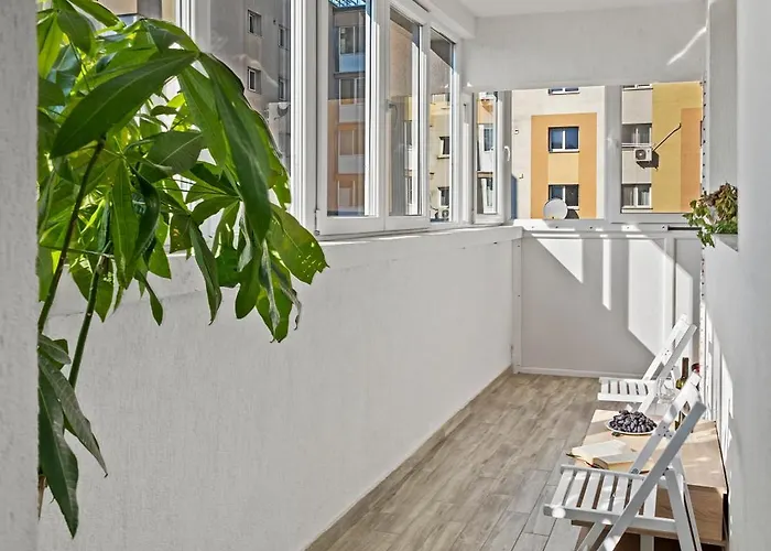 Lejlighed De Lux Moghioros Park Bukarest