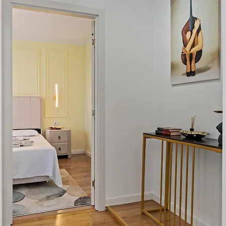Apartamento De Lux Moghioros Park Bucareste